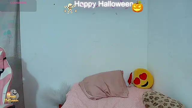 Snapshot of Anal_Milky_Momma chatting on 10/29/25, 02:08 Anal Milky Momma online show from 10/29/25, 02:08