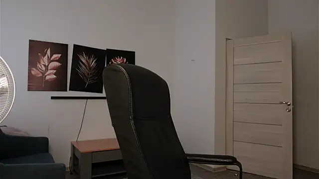 Snapshot of Tommy_Burnz chatting on 09/11/25, 04:23 Tommy Burnz online show from 09/11/25, 04:23