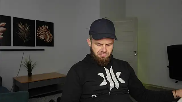 Tommy Burnz online show from 12/01/25, 11:04