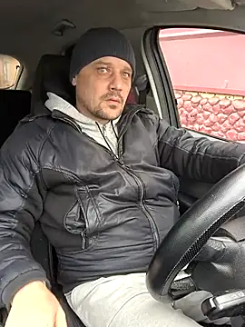 Snapshot of DanielOhCool chatting on 02/28/25, 11:25 DanielOhCool online show from 02/28/25, 11:25