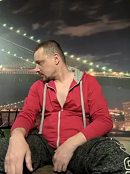 Snapshot of DanielOhCool chatting on 03/04/25, 07:01 DanielOhCool online show from 03/04/25, 07:01