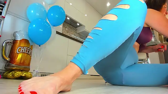 Girl Squirts online show from 09/25/25, 03:43