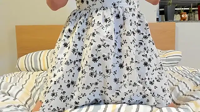 BritttanyBrix online show from 11/20/25, 06:40