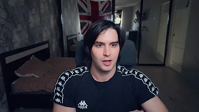 keanu reevez online show from 10/18/25, 11:33