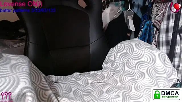 sweet cute cat online show from 11/08/25, 05:45