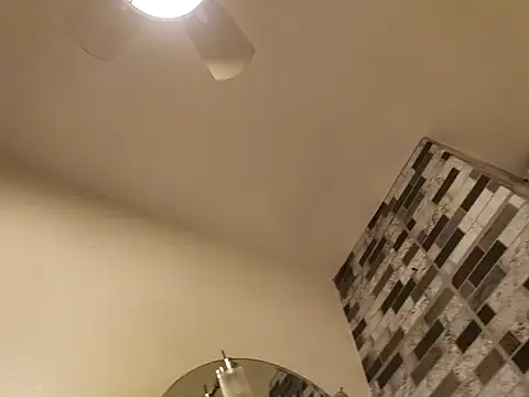 tropikboy online show from 10/24/25, 09:49