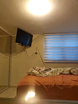 tropikboy online show from 04/22/26, 10:17