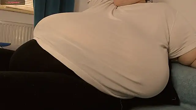 SenzualHotM online show from 02/20/25, 12:15