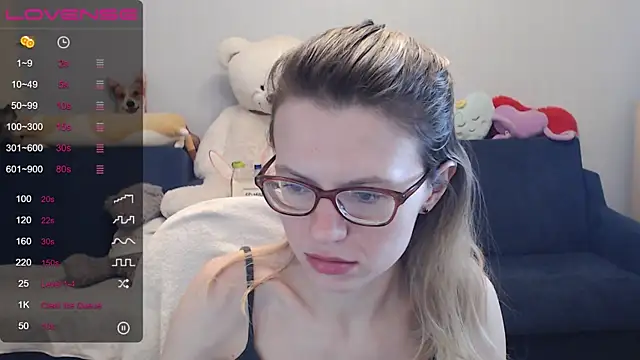 night is dark online show from 03/15/25, 05:37