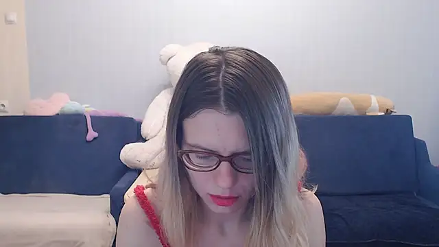 night is dark online show from 12/15/25, 01:59