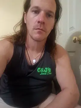 Snapshot of FUNINWV9 chatting on 02/17/26, 12:51 FUNINWV9 online show from 02/17/26, 12:51