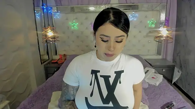 Nara belen online show from 12/18/25, 03:23