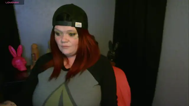 HoneyChambers online show from 11/15/25, 11:10