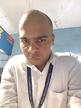 Snapshot of Vickyrajput009 chatting on 02/12/26, 03:01 Vickyrajput009 online show from 02/12/26, 03:01