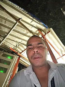 Snapshot of Vickyrajput009 chatting on 02/20/26, 08:09 Vickyrajput009 online show from 02/20/26, 08:09