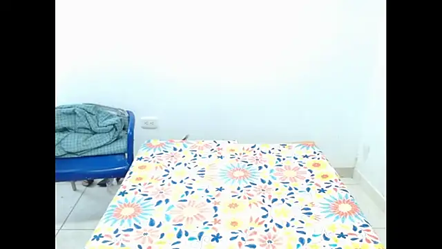 keyklin1 online show from 11/22/25, 12:48