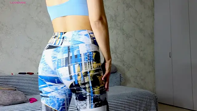 sweeetgirls2021 online show from 03/22/26, 02:59