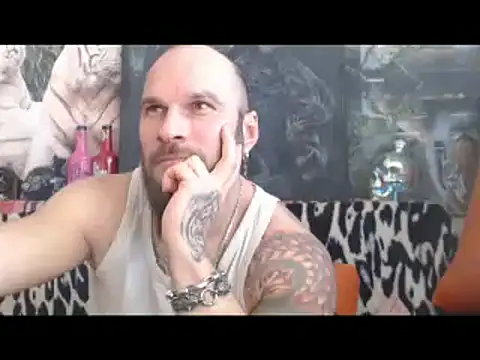 Snapshot of viking_30 chatting on 01/06/25, 10:13 viking 30 online show from 01/06/25, 10:13