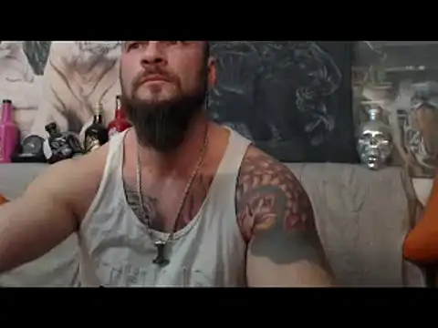 Snapshot of viking_30 chatting on 02/21/25, 07:10 viking 30 online show from 02/21/25, 07:10