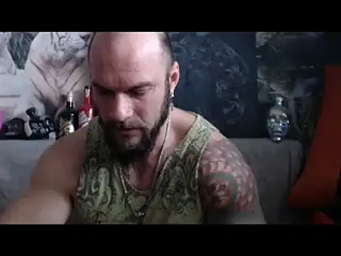 Snapshot of viking_30 chatting on 02/27/25, 08:39 viking 30 online show from 02/27/25, 08:39