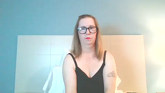 SweetandNaughty1 online show from 01/10/25, 08:40