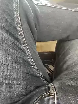 coolrocky346 online show from 02/21/25, 10:17