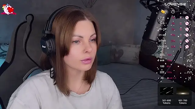 Snapshot of Your_Sweet_Lilu chatting on 09/29/25, 01:16 Your Sweet Lilu online show from 09/29/25, 01:16