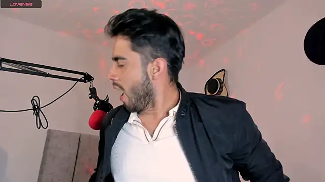 aydan hw online show from 03/06/25, 09:09