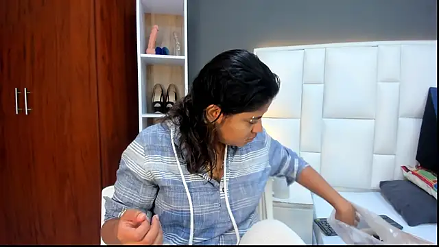 yeral2017 online show from 04/24/26, 12:18