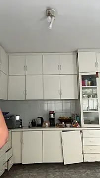 valentinny online show from 12/16/25, 07:41