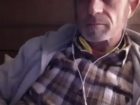 Snapshot of readyforfunxxx chatting on 12/20/24, 12:49 readyforfunxxx online show from 12/20/24, 12:49