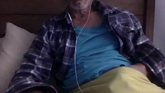 Snapshot of readyforfunxxx chatting on 12/29/24, 12:55 readyforfunxxx online show from 12/29/24, 12:55