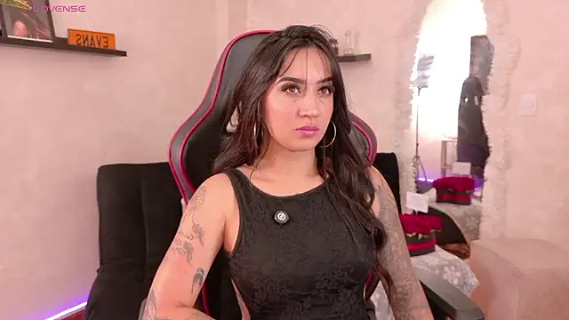 EmmyEvans1 online show from 01/08/26, 07:38