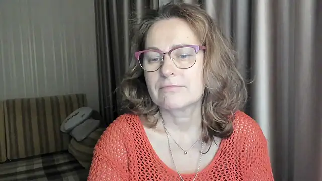 lauraoven online show from 01/08/25, 07:13