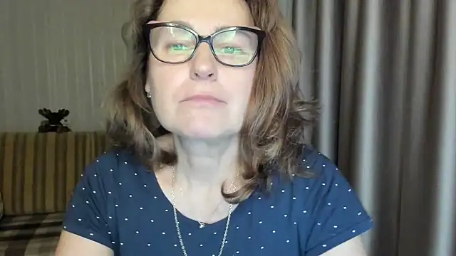 lauraoven online show from 03/01/25, 05:27