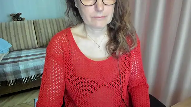 lauraoven online show from 03/25/26, 07:03