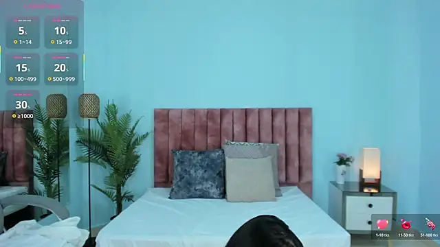 tati saldarriaga online show from 11/27/25, 12:07