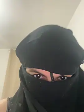 Marocainegroscul online show from 11/24/25, 03:45