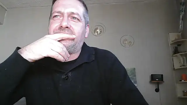 matrikes1 online show from 04/14/26, 04:46