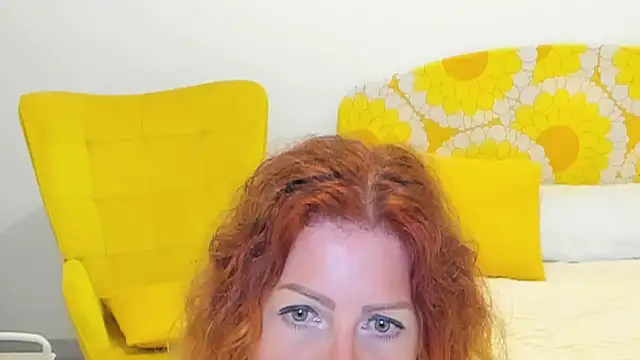 Snapshot of milf_penelope chatting on 10/14/25, 04:30 milf penelope online show from 10/14/25, 04:30