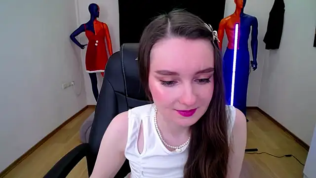Snapshot of CloudGrace chatting on 01/17/25, 03:12 CloudGrace online show from 01/17/25, 03:12