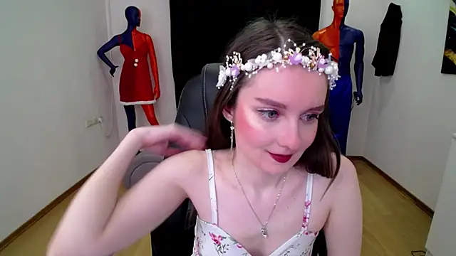 Snapshot of CloudGrace chatting on 02/04/25, 03:22 CloudGrace online show from 02/04/25, 03:22