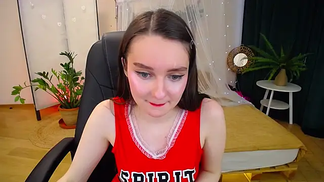 Snapshot of CloudGrace chatting on 03/05/25, 09:27 CloudGrace online show from 03/05/25, 09:27
