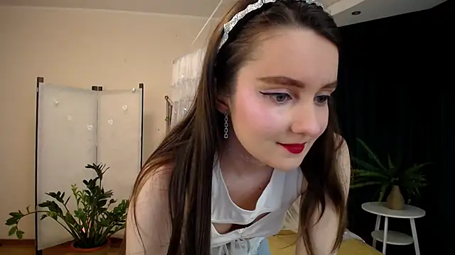 Snapshot of CloudGrace chatting on 03/07/25, 03:19 CloudGrace online show from 03/07/25, 03:19