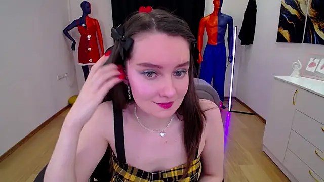 Snapshot of CloudGrace chatting on 03/20/25, 03:13 CloudGrace online show from 03/20/25, 03:13