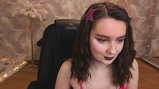 Snapshot of CloudGrace chatting on 10/03/25, 03:14 CloudGrace online show from 10/03/25, 03:14