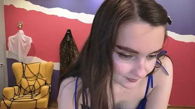 Snapshot of CloudGrace chatting on 11/06/25, 03:18 CloudGrace online show from 11/06/25, 03:18