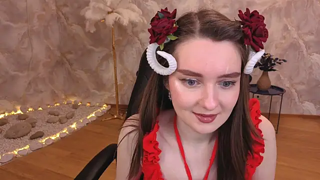 Snapshot of CloudGrace chatting on 12/04/25, 03:16 CloudGrace online show from 12/04/25, 03:16