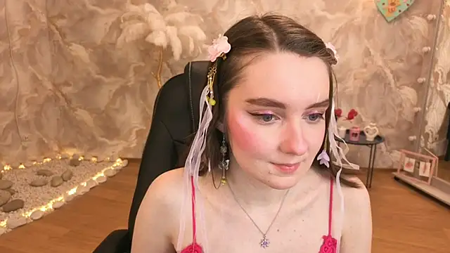 Snapshot of CloudGrace chatting on 02/14/26, 03:14 CloudGrace online show from 02/14/26, 03:14