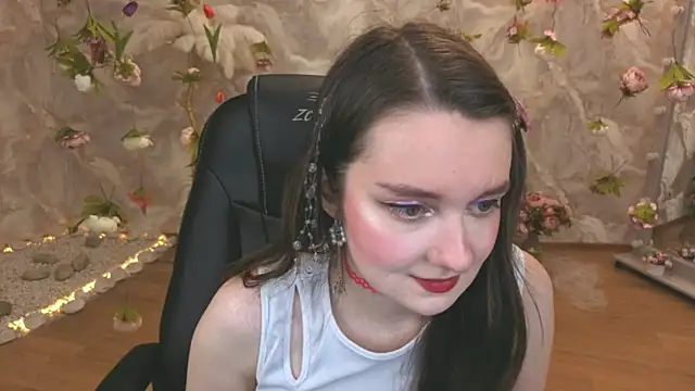 Snapshot of CloudGrace chatting on 06/07/26, 06:22 CloudGrace online show from 06/07/26, 06:22